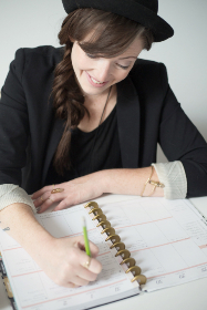 畅享歪歪漫画首页，轻松观看热门韩漫