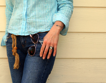 美丽新世界漫画免费在线：畅享未来科幻世界的精彩故事与角色